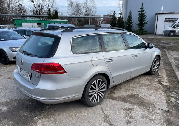 Volkswagen Passat cena 23500 przebieg: 348555, rok produkcji 2012 z Poznań małe 56